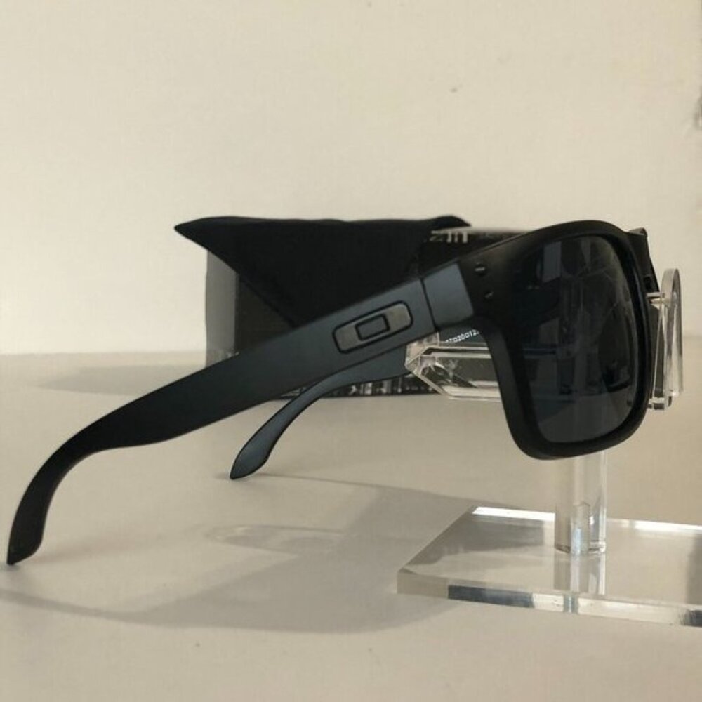 Oakley Holbrook Matte Black Frame 9102